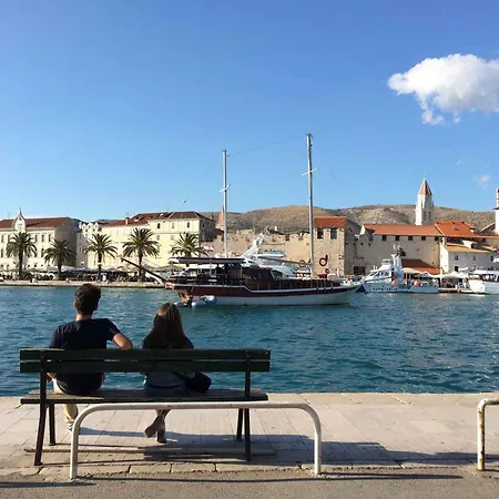 Okrug Gornji 3 * Trogir